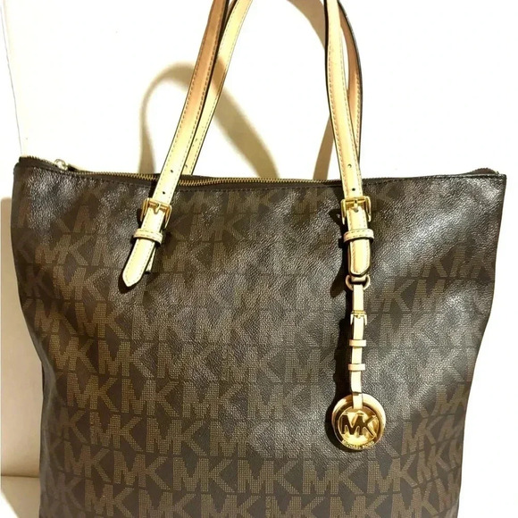 Michael Kors MK signature print canvas hobo handbag - Picture 10 of 10